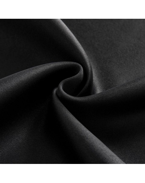 Cortinas opacas negras